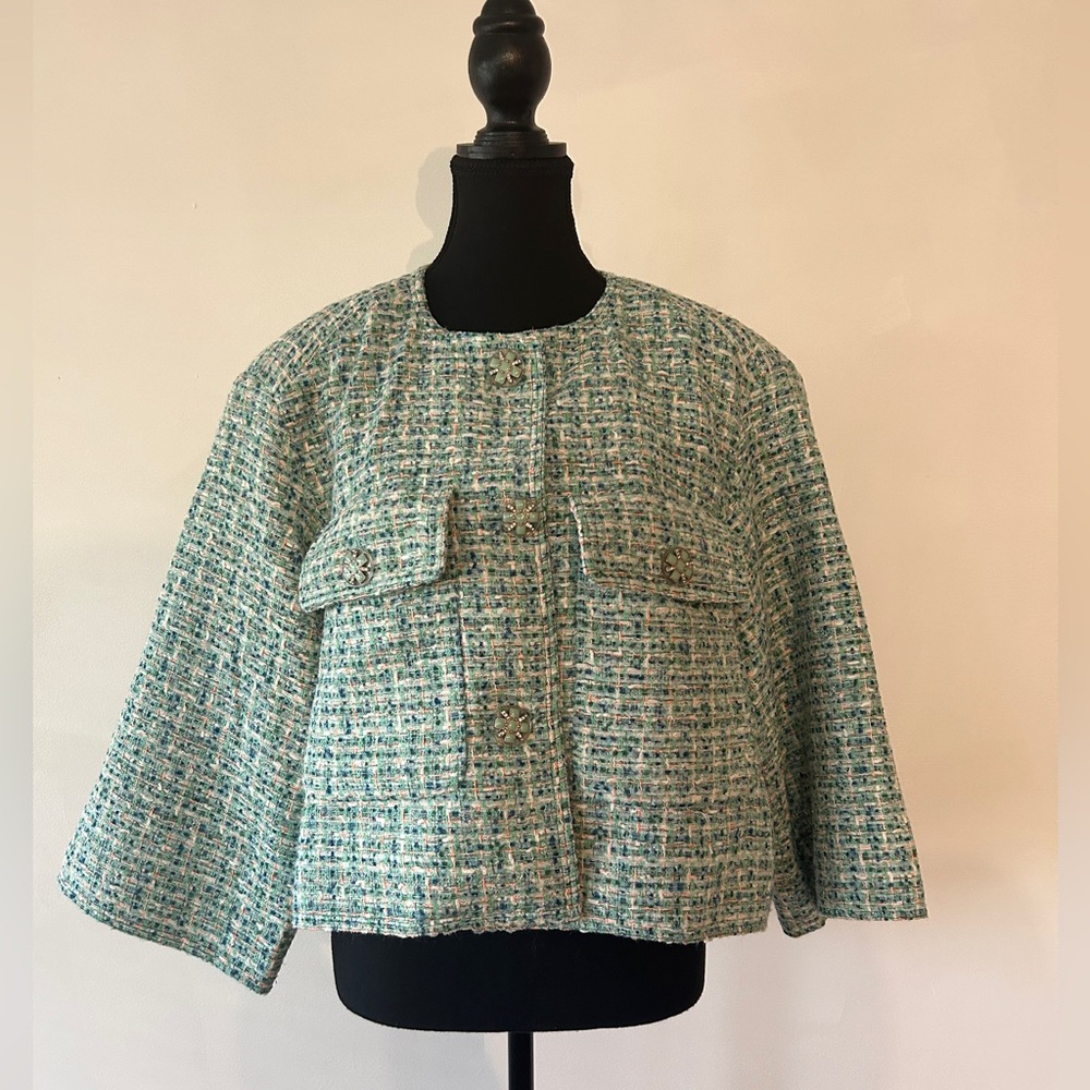 Plaid Pattern Blazer with Flower Shaped Buttons.